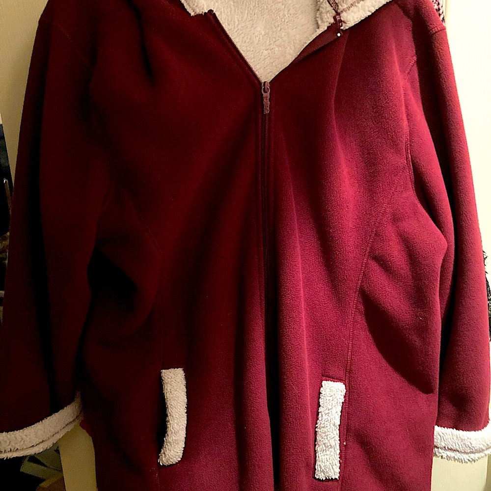 Ladies burgundy jacket